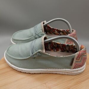 Hey Dude Shoes Womens 9 Wendy Aloe Light Green Slip On Canvas Loafer Flaw